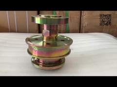 Много запасных частей для грузовиков с бетонным насосом