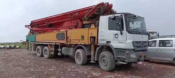 Используемый метр Putzmeister 56-5 конкретного насоса с шасси 8×4 Mecedes-Benz